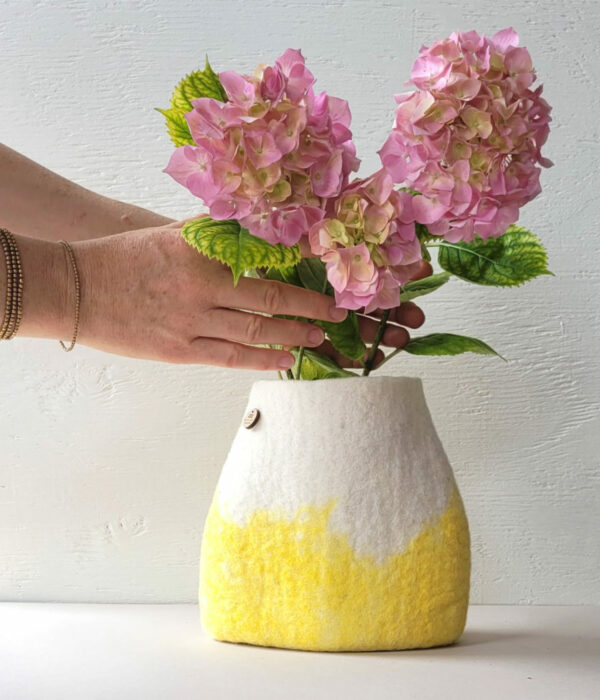 Vase Wooly