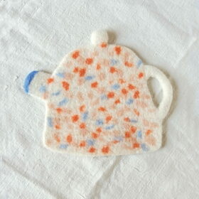 Thé à pois - sous tasse