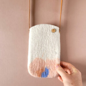 Mona - Pochette tel rose bleu (vendu)
