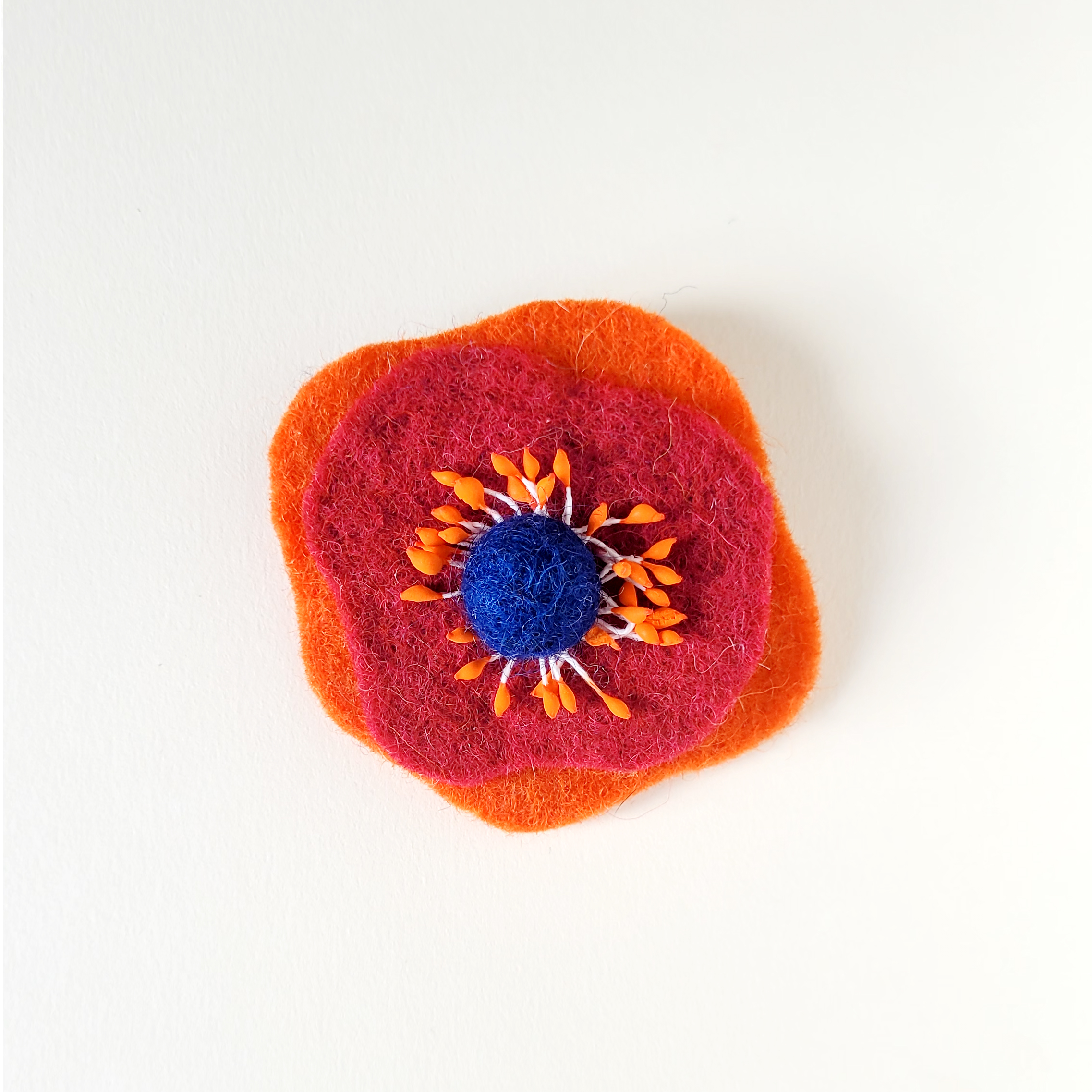 Poppie - broche rouge-rose